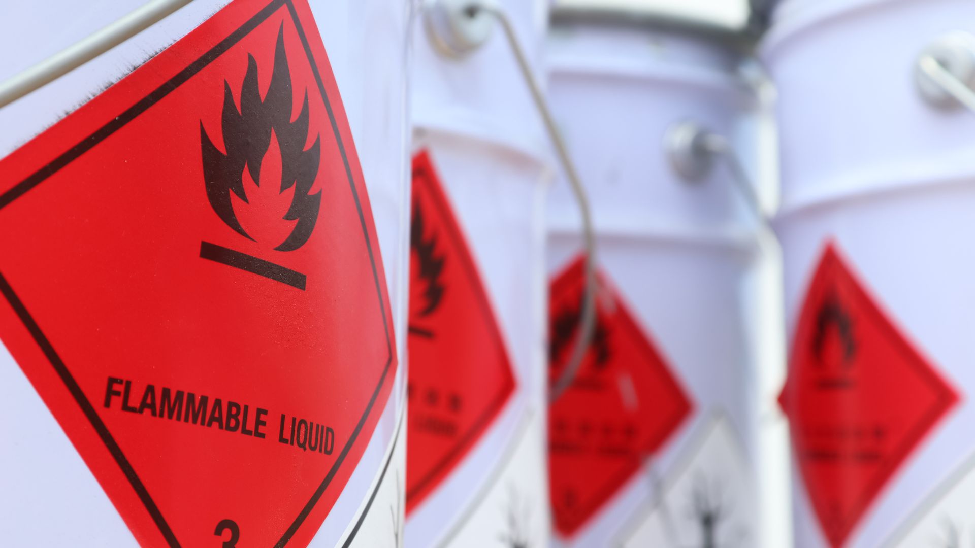 The Safe Way To Dispose Flammable Liquids Mondomoda
